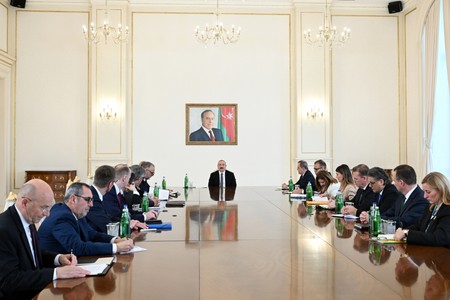NATO nümayəndə heyəti İlham Əliyevin qəbulunda - FOTO
