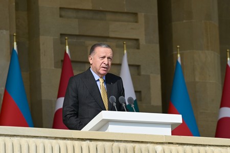 Ərdoğan: Türk dünyasındakı qardaşlarımız da bu gün bizimlə eyni coşğunu yaşayır