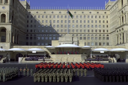 Bakıda Zəfərin beşinci ilinə həsr olunan hərbi parad keçirilib - VİDEO