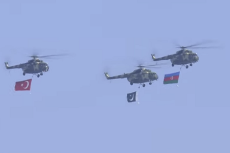 Zəfər Paradında aviasiya uçuşları