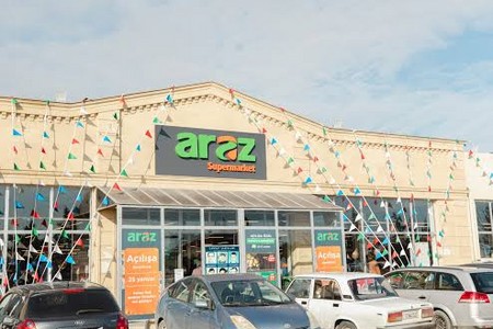 Araz marketdə YANĞIN
