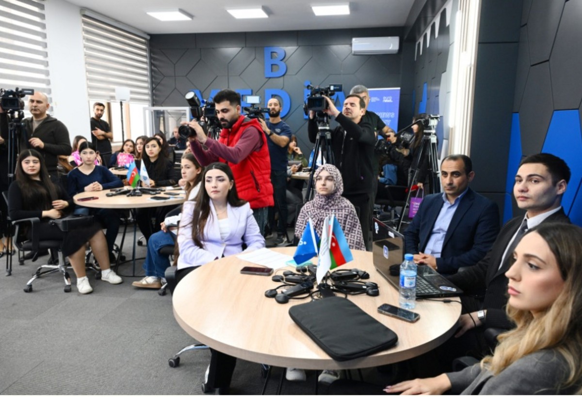 Bakıda “TV və canlı jurnalistika” təliminə start verilib