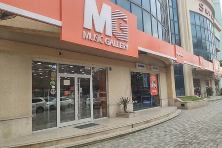 “Music Gallery”nin meneceri şirkətin məhsullarını qumarda uduzub – MƏHKƏMƏ İŞİ