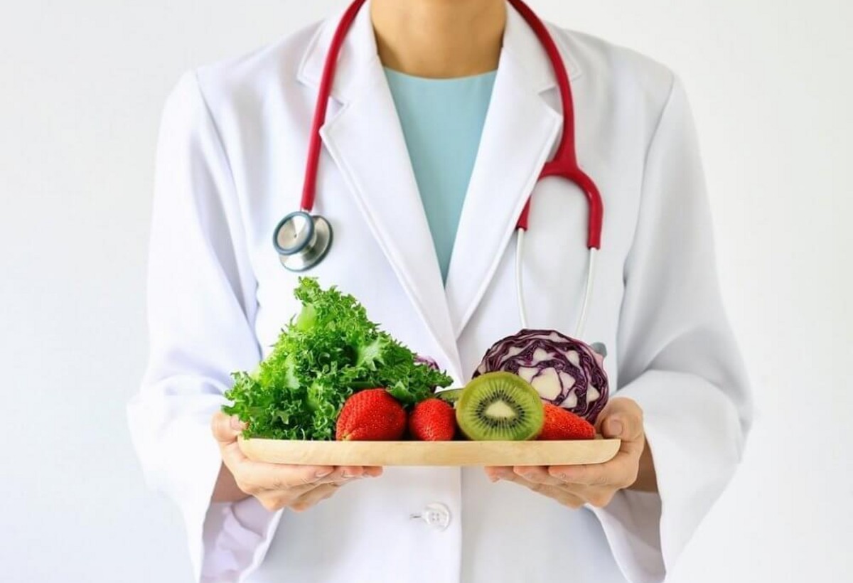 Mütəxəssis qidalanmanın xərçəng xəstəliyinə təsirini AÇIQLADI