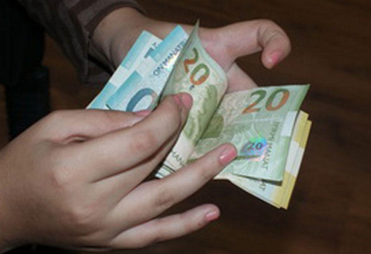 Beynəlxalq Əlilliyi olan Şəxslər Günü ilə bağlı 30 manatı kim ala bilər?