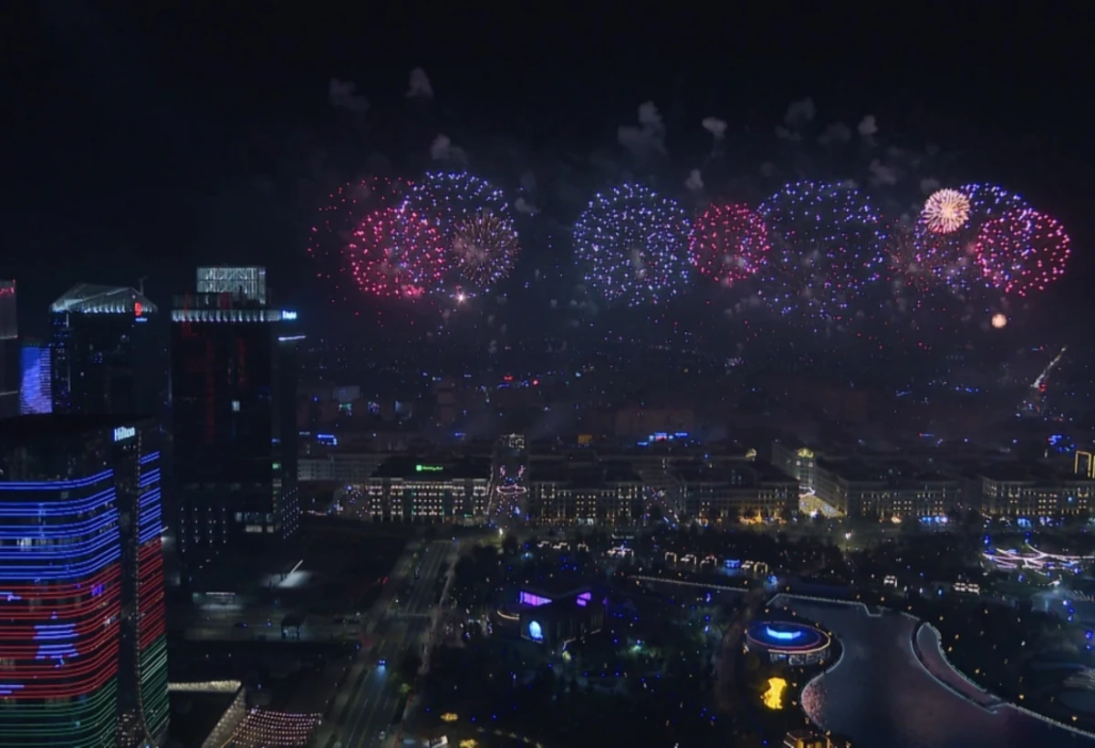 Daşkənddə binalar üzərində Azərbaycan bayrağı - FOTO