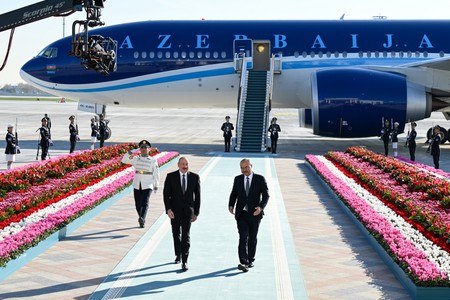 Prezident İlham Əliyev Özbəkistanda səfərdədir