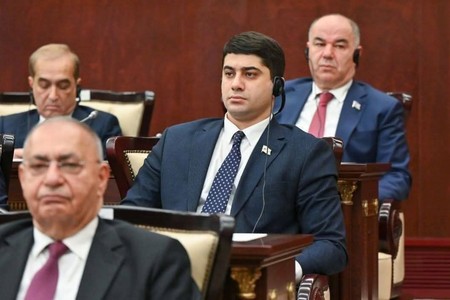 Parlamentdə passiv, biznesdə aktiv: Deputatın Slovakiyadakı şirkəti üzə çıxdı