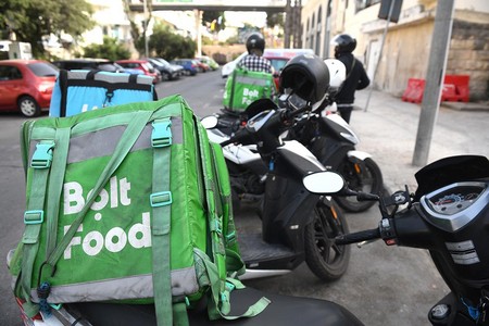 Bolt şirkəti kuryerləri cəzalandırmağa başlayıb - VİDEO