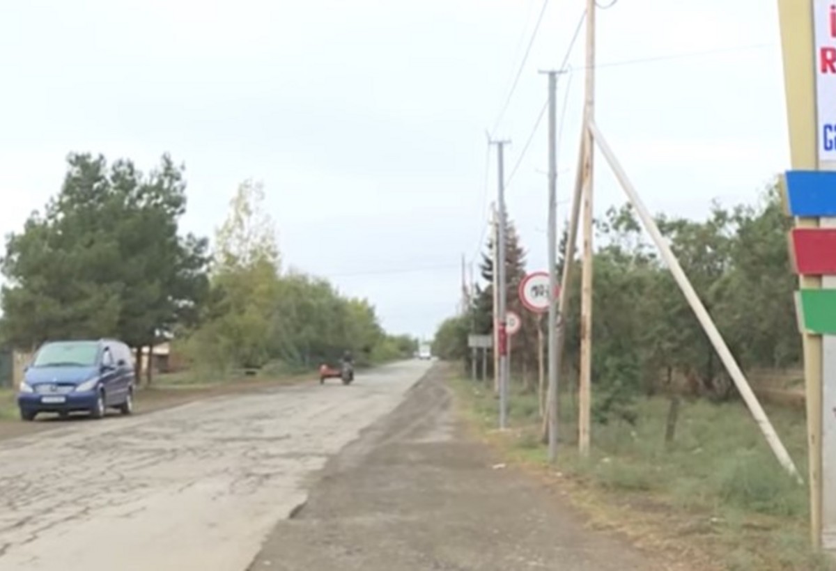 Saatlı və İmişlini birləşdirən yol bərbad halda - VİDEO