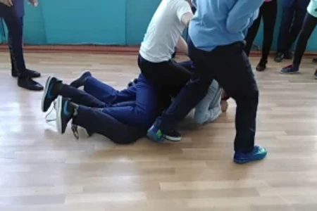 Su və Meliorasiya İdarəsinin vəzifəli şəxsi icra başçısının müavininə hücum etdi