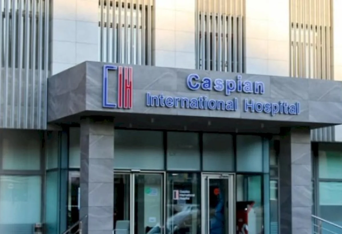 “Caspian International” Hospitalın vəzifəli şəxsləri həkimi talayıblar