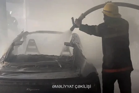 Bakıda Porshe təmir zamanı alışıb