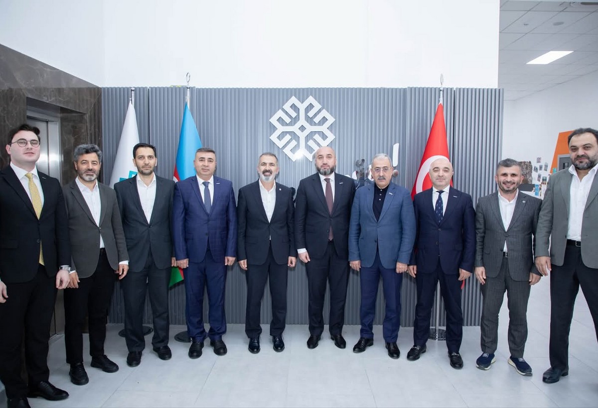 MÜSİAD ilə Türkiyə Maarif Vəqfi arasında müzakirələr aparılıb
