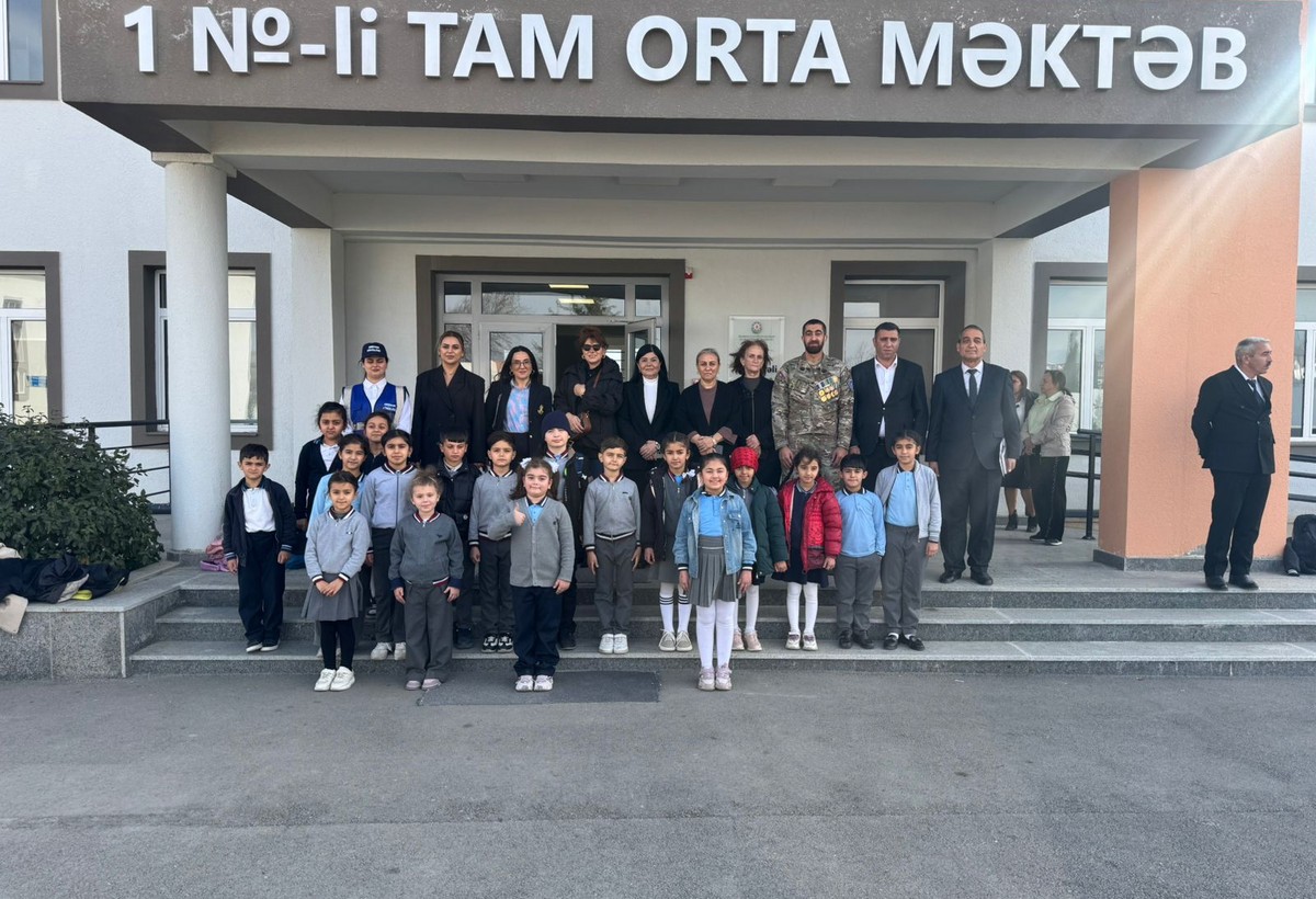 Qarabağa 3000 kitab hədiyyə - LAYİHƏ