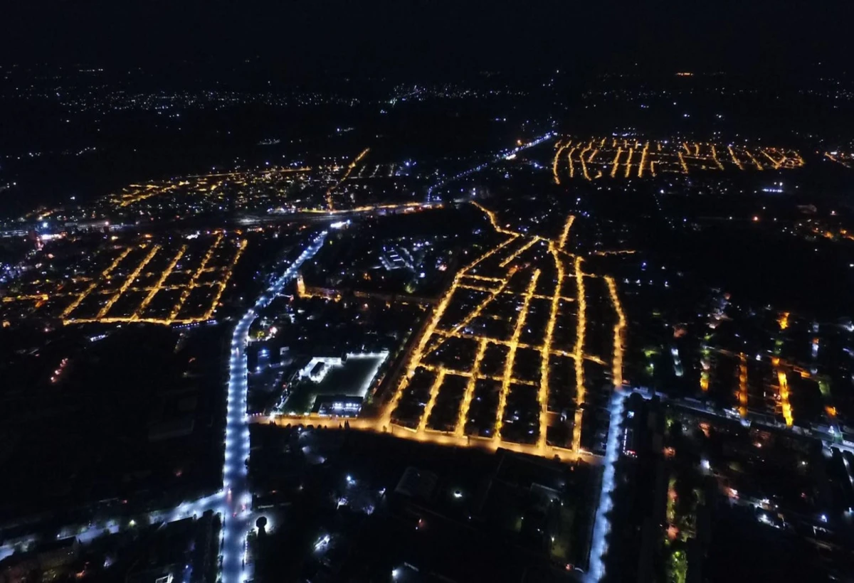 Gəncədə küçələrin ağıllı işıqlandırılmasına 2 milyon manatdan çox xərclənəcək