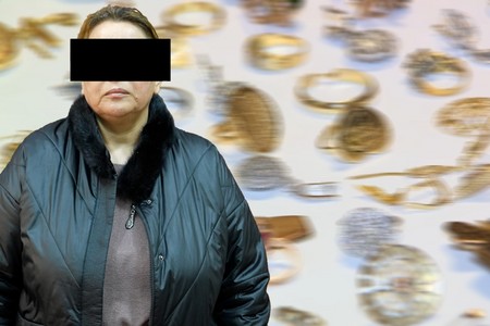 İşlədiyi evdən hissə-hissə 60 min manatlıq qızıl oğurladı - VİDEO