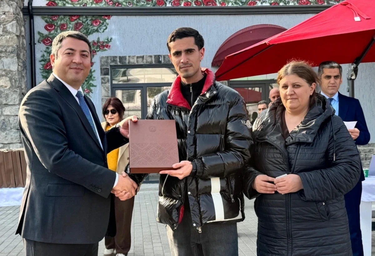 Daha 33 ailə öz dədə-baba YURDUNDA - FOTO