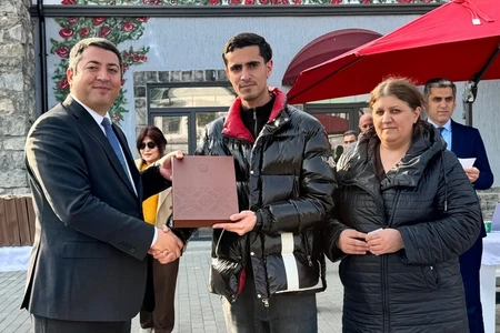 Daha 33 ailə öz dədə-baba YURDUNDA - FOTO