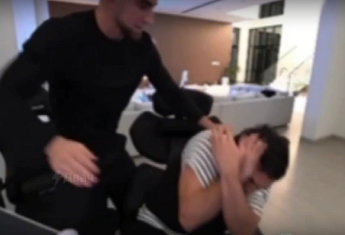 Azərbaycan əsilli bloqeri canlı yayım zamanı döydülər