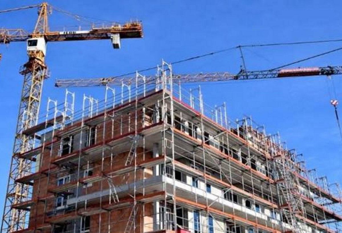 Azərbaycanda tikinti sektoruna kreditlər artıb