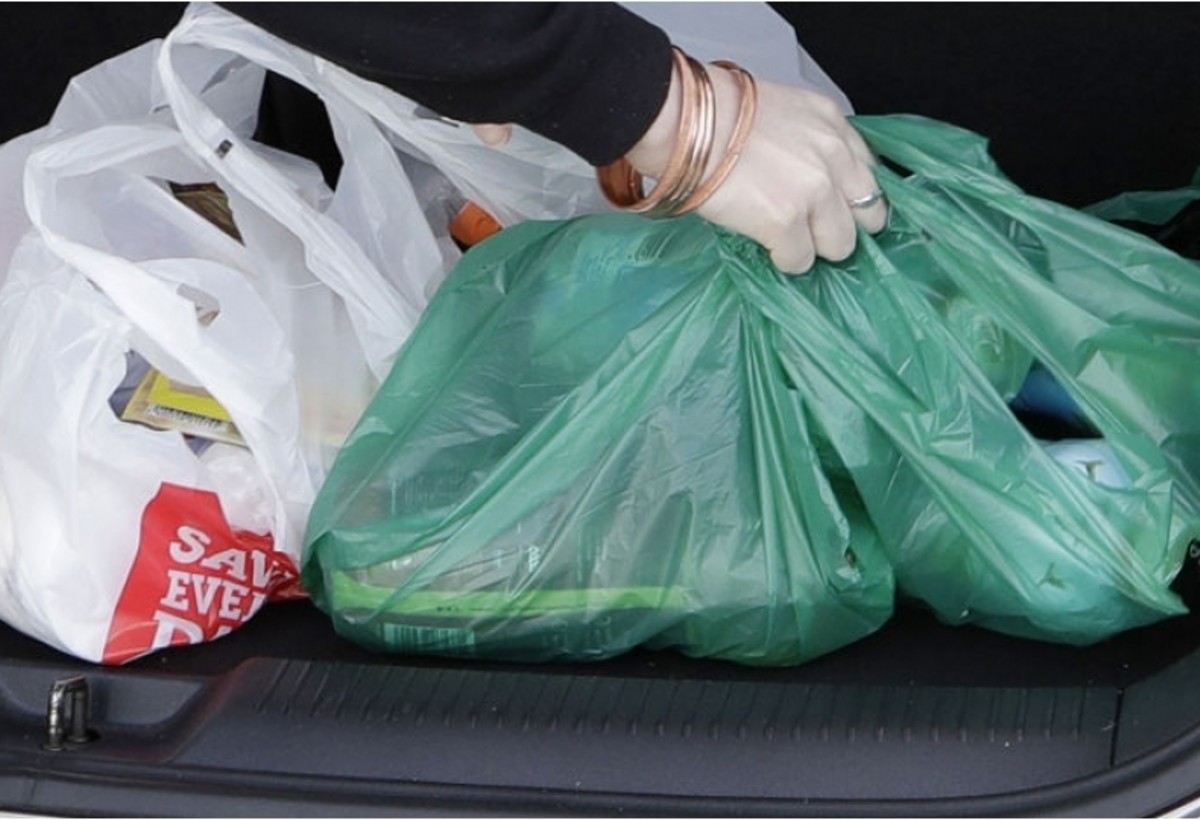 Marketlərdə polietilen torbalar bahalaşdı - YENİLƏNİB