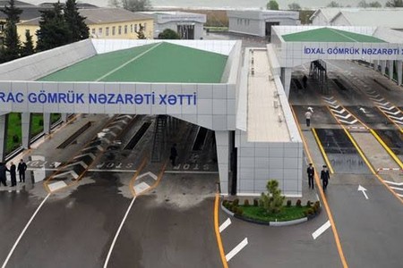 Azərbaycan gömrüyü taksit sisteminə keçəcək
