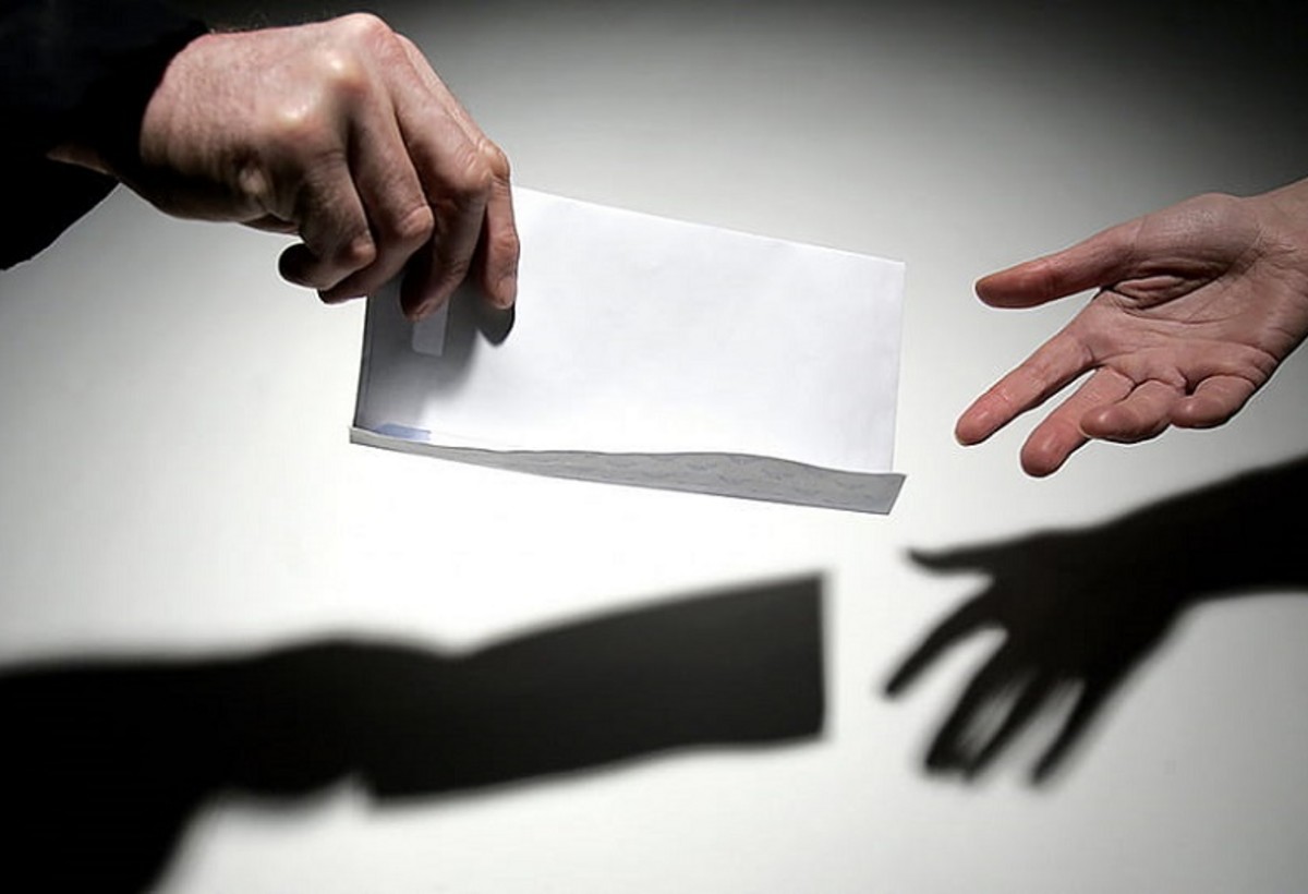 Ali təhsil müəssisəsinin 50-yə yaxın şəxsi qanunsuz işlətdiyi aşkarlanıb