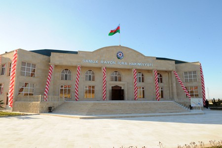 Samuxda 20 ildir icra başçısının müavini olan şəxs işdən azad olunub