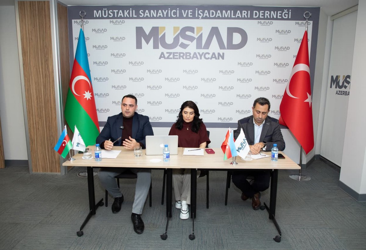 MÜSİAD Dərnək Mərkəzində Süni İntellektlə bağlı seminar təşkil olunub