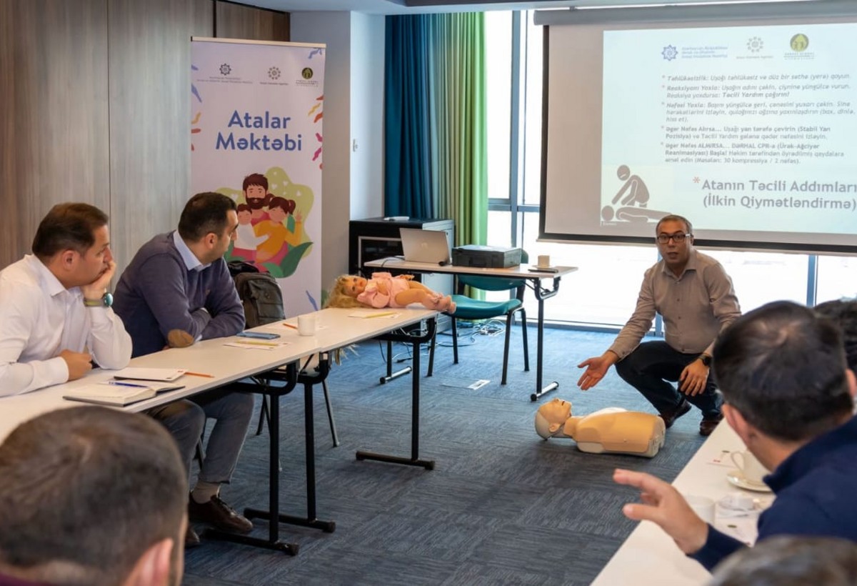 Məsuliyyətli valideynlik bacarıqlarının artırılması üçün yeni LAYİHƏ: Atalar məktəbi”