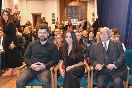 Heydər Əliyevə həsr olunmuş “Liderin qəlbi” sənədli filmi nümayiş olunub