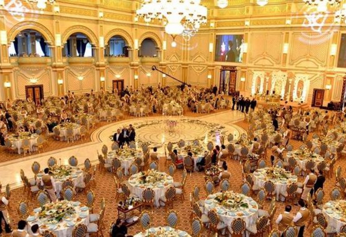 Bakı restoranlarında Yeni il qiymətləri - VİDEO