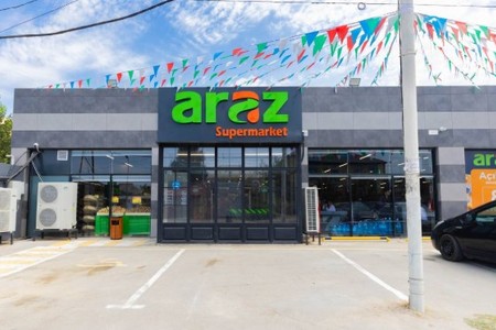 “Araz Supermarket” vitrinlə kassadaki qiymət fərqinə görə CƏRİMƏLƏNDİ