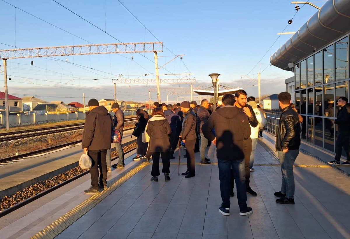 Sumqayıt-Bakı qatarlarında gecikmələr baş verib