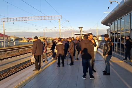 Sumqayıt-Bakı qatarlarında gecikmələr baş verib