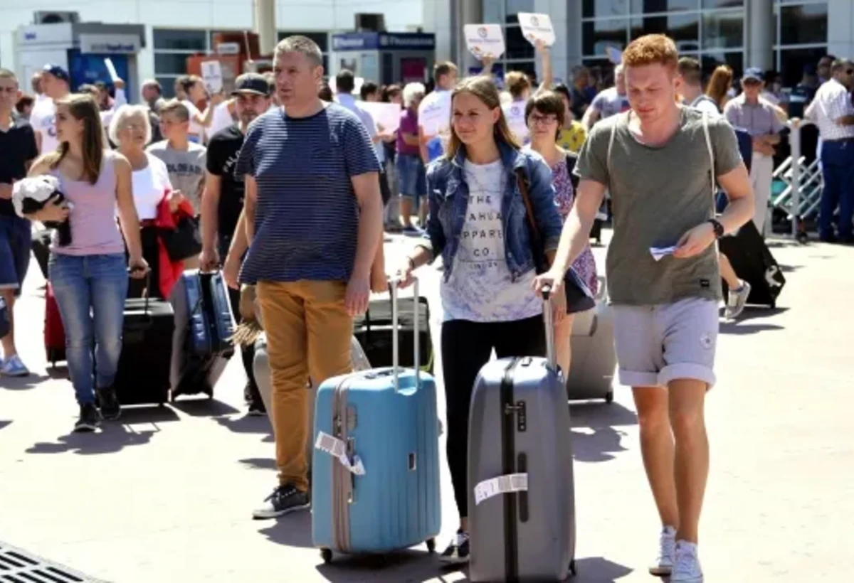 Azərbaycana gələn hər 4 xarici turistin 1-i Rusiya əsillidir