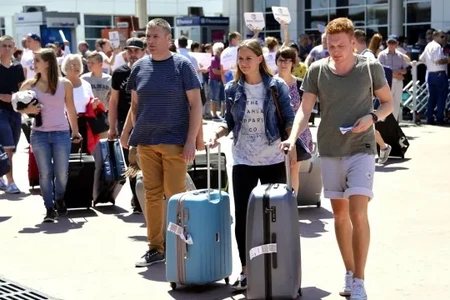 Azərbaycana gələn hər 4 xarici turistin 1-i Rusiya əsillidir