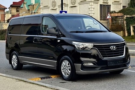 “Hyundai”lar su qiymətinə satıldı
