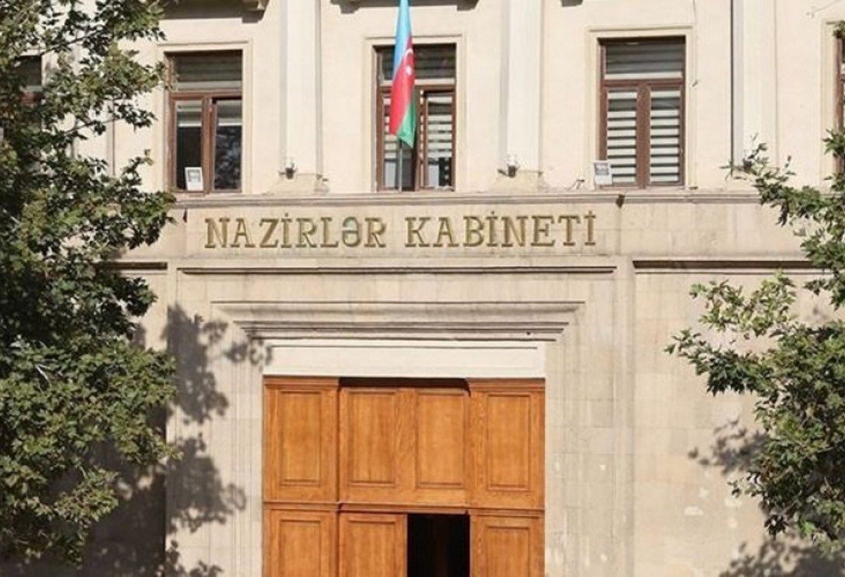 Daha 3 ay xüsusi karantin rejimi olacaq