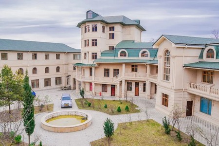 İsmayıllıda iş adamının hotellə birgə 5 obyekti müsadirə olundu