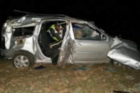 Oğuzda mikroavtobus qəzası: ölən və yaralılar var