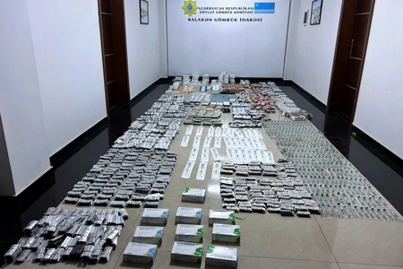 Günəbaxan yağı yükünün içindən 80 tondan çox dərman çıxdı - FOTO