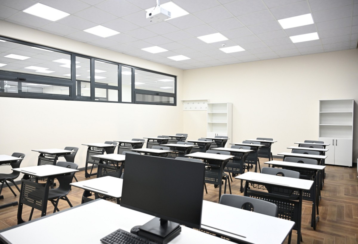 Qarabağ Universitetində yeni fakültə binasının AÇILIŞI