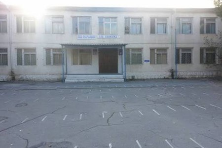 Sumqayıtda sərxoş kişi məktəbdən 1800 manatlıq oğurluq edib