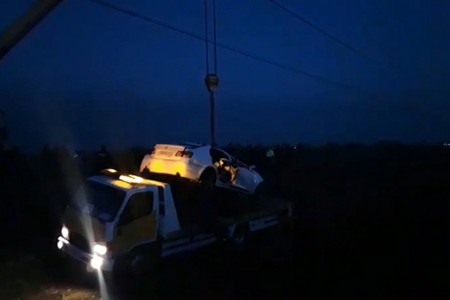 Toy karvanında ağır qəza: İki bacı öldü