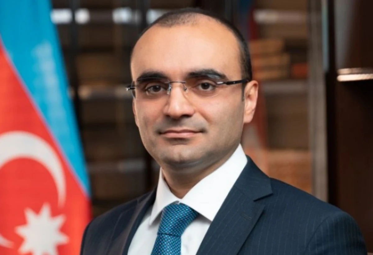 İcra başçısı müavinini işdən çıxartdı