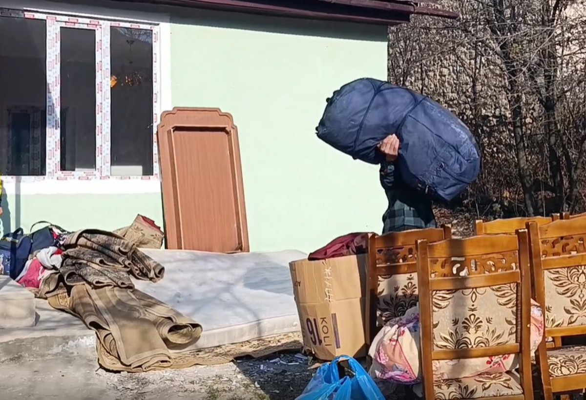 Ağdərənin Vəngli kəndinə daha 10 ailə köçüb