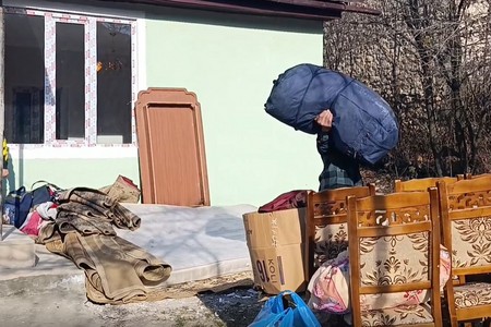 Ağdərənin Vəngli kəndinə daha 10 ailə köçüb