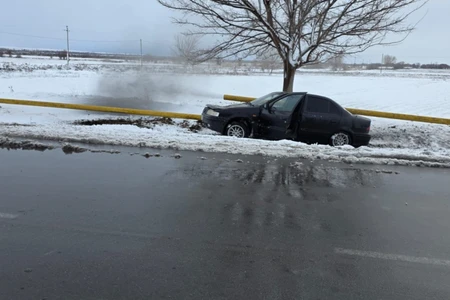 Avtomobil buzda sürüşüb xətti qırdı, 7 kənd qazsız qaldı